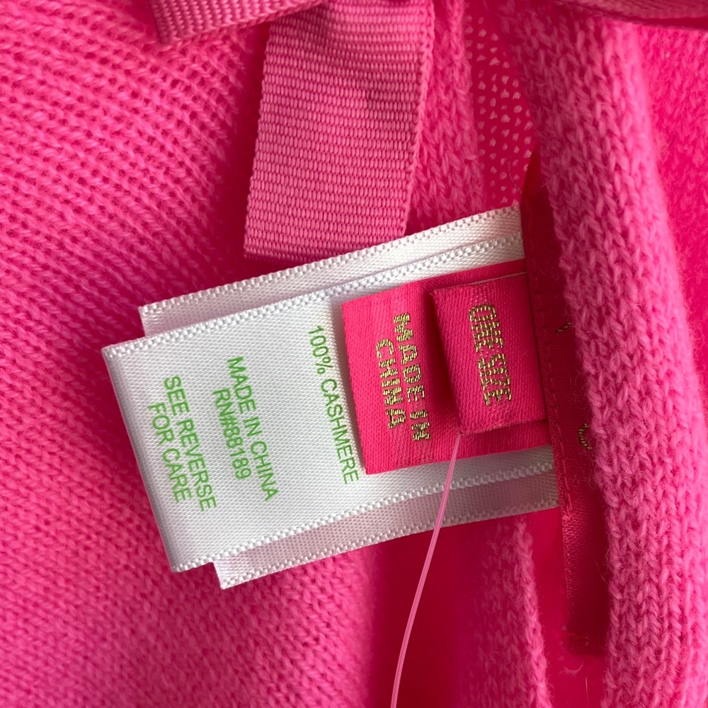LILLY PULITZER Harp Cashmere Wrap/Poncho Prosecco Pink With Bows OS NWT - Picture 2 of 10
